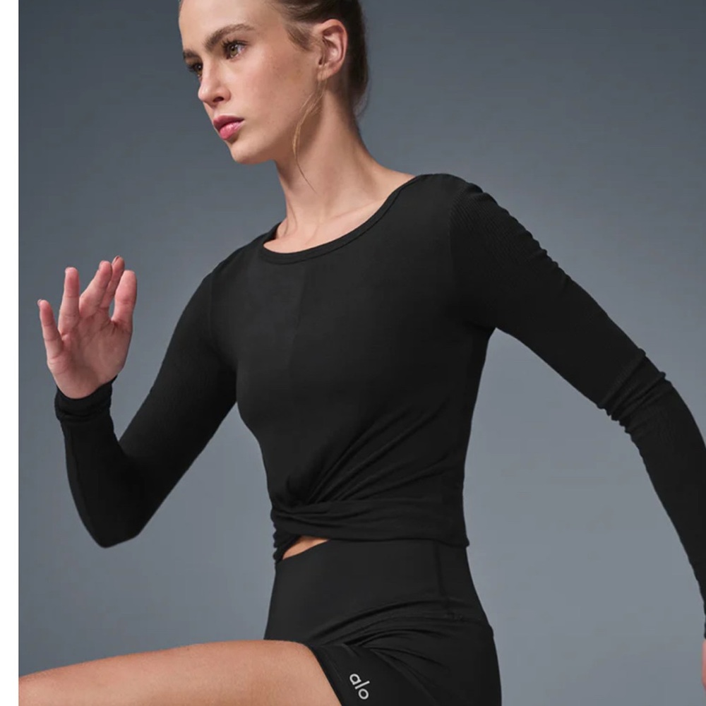 ALO cover long sleeve top